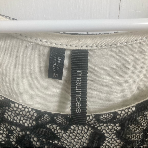 ⚡️ Maurice’s lace shoulder dress top with ruched sides size medium - Picture 3 of 3